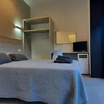 Clarevar Hostel *