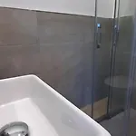 Clarevar Hostel *