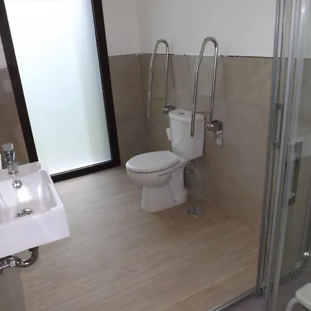 Clarevar Guest house *
